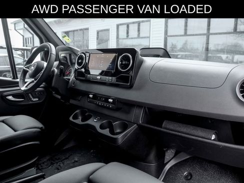 Used 2026 Mercedes-Benz Sprinter 2500 image 23