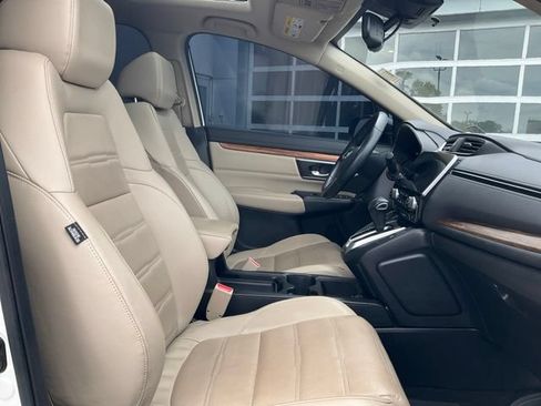 Used 2018 Honda CR-V Touring image 9