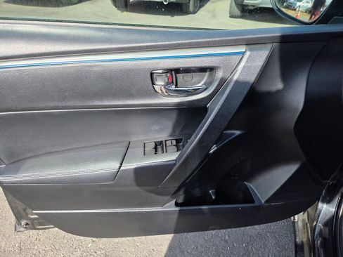 Used 2016 Toyota Corolla S FWD image 5