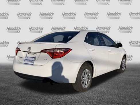 Used 2019 Toyota Corolla LE image 10