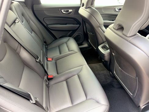Used 2023 Volvo XC60 B5 Plus w/ Protection Package Premier FWD image 29