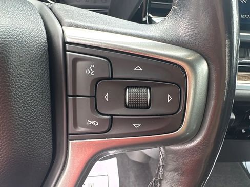 Used 2022 Chevrolet Silverado 1500 RST AWD/4WD image 13
