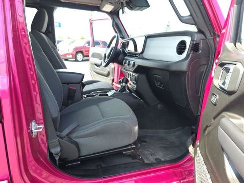 Used 2024 Jeep Wrangler Unlimited Sport AWD/4WD image 36