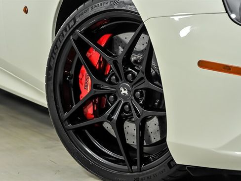 Used 2016 Ferrari California T RWD image 3