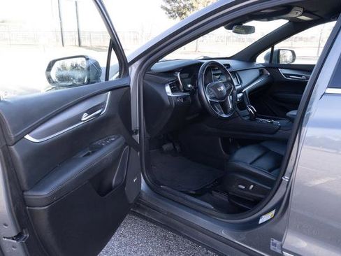 Used 2022 Cadillac XT5 Luxury image 14