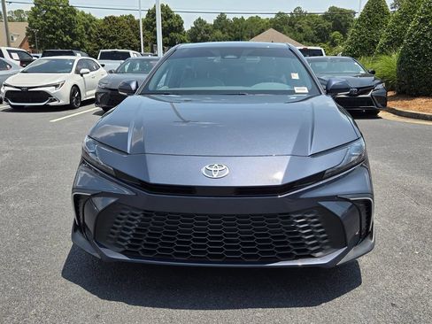 Used 2026 Toyota Camry SE w/ Convenience Package FWD image 2