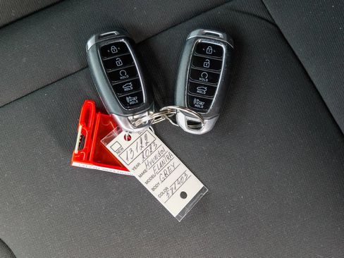 Used 2023 Hyundai Elantra SEL w/ Convenience Package FWD image 61