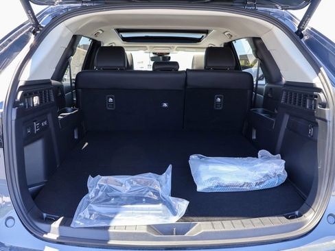 Used 2025 MAZDA CX-70 Plug-In Hybrid w/ Premium Pkg image 33