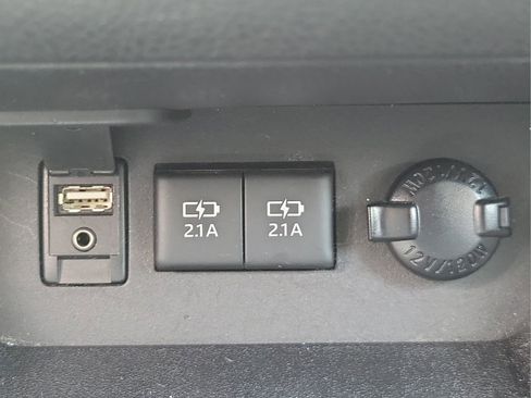 Used 2018 Toyota Highlander Plus AWD/4WD image 26