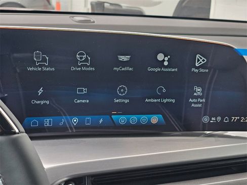 New 2026 Cadillac Vistiq Sport w/ LPO, Floor Liner Package image 19