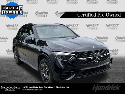 Used 2024 Mercedes-Benz GLC 300 4MATIC image 1