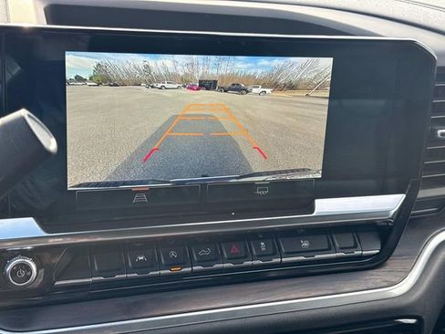 Certified 2024 GMC Sierra 1500 SLT image 29