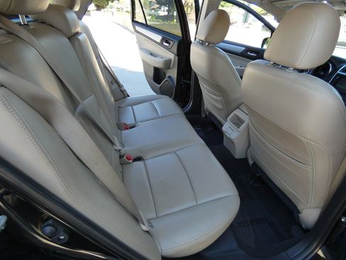 Used 2019 Subaru Outback 2.5i Premium w/ Popular Package #2 image 33