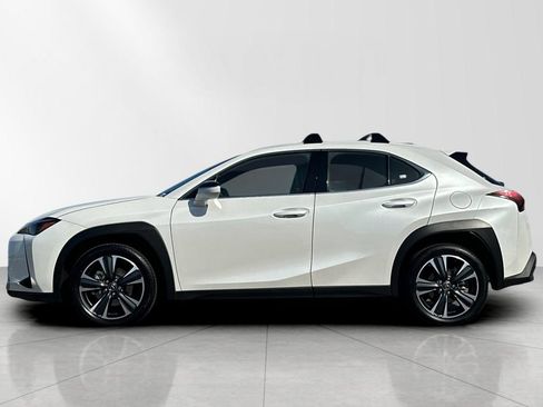 Certified 2025 Lexus UX 300h FWD w/ Accessory Package (Z2) image 3