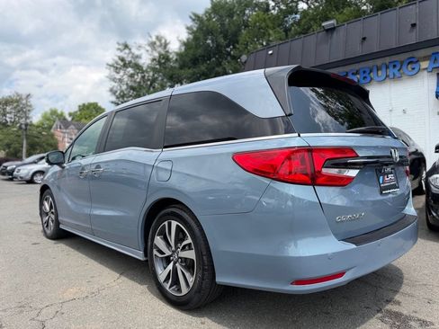 Used 2023 Honda Odyssey Touring image 4