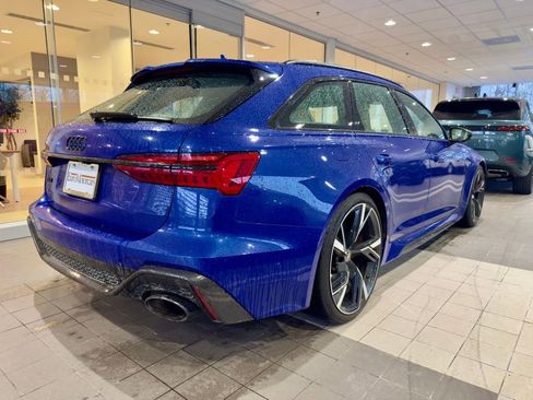 Used 2023 Audi RS 6 w/ Carbon Optic Package image 4
