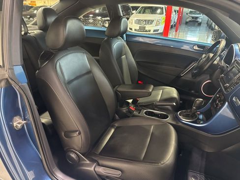 Used 2017 Volkswagen Beetle 1.8T SE FWD image 29