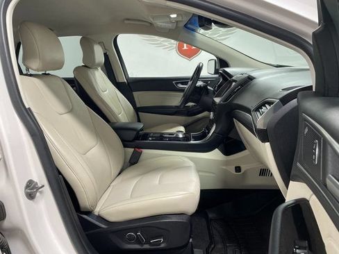 Used 2019 Ford Edge Titanium AWD/4WD image 22