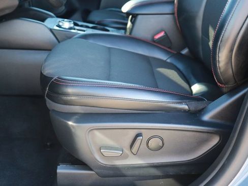 Used 2024 Ford Escape ST-Line image 9