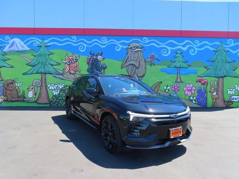 Certified 2026 Chevrolet Blazer EV SS w/ LPO, Blackout Package AWD/4WD image 47