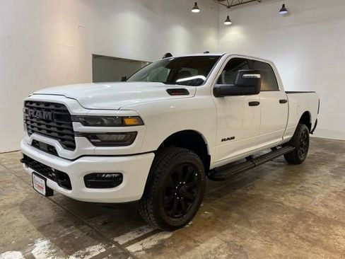 Used 2026 RAM 2500 Big Horn AWD/4WD image 1