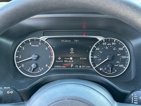 Certified 2024 Nissan Rogue SV FWD image 26