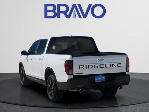 New 2026 Honda Ridgeline Black Edition image 8