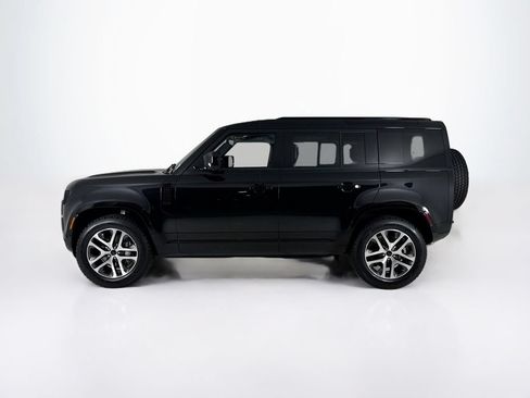 Used 2026 Land Rover Defender 110 X-Dynamic SE AWD/4WD image 2