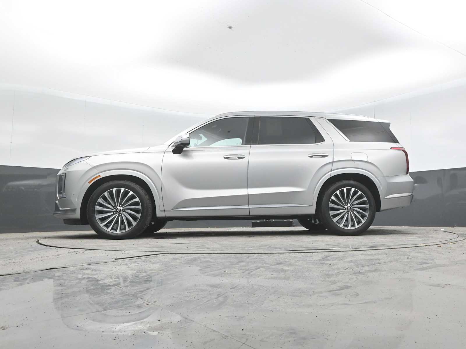 Used 2025 Hyundai Palisade Calligraphy AWD/4WD image 40
