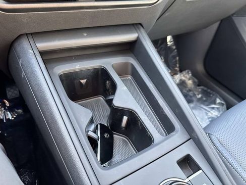 New 2026 Volkswagen Tiguan SE image 17