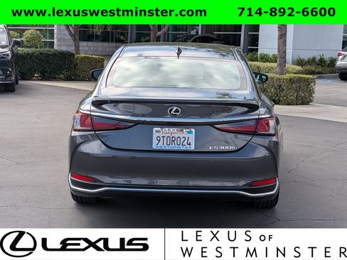 Used 2025 Lexus ES 300h w/ Premium Package FWD image 9