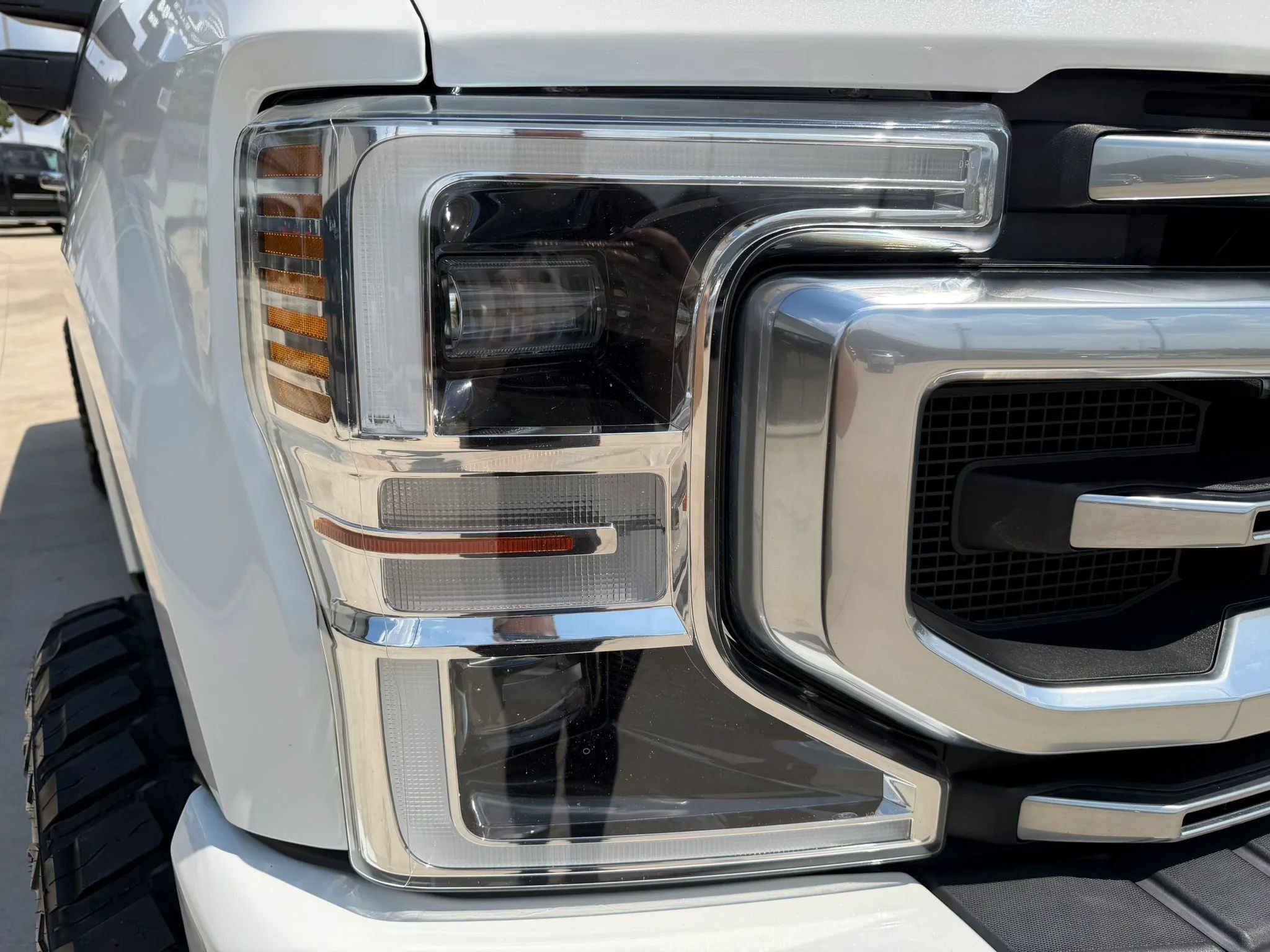 Used 2020 Ford F350 Platinum w/ FX4 Off-Road Package AWD/4WD image 64