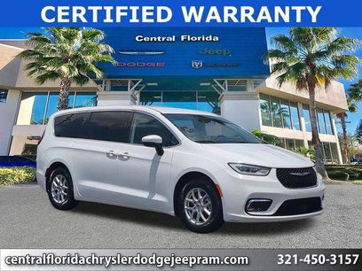 Certified 2023 Chrysler Pacifica Touring-L