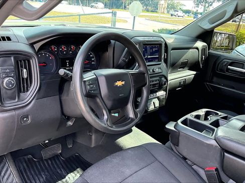 Used 2021 Chevrolet Silverado 1500 Custom image 17