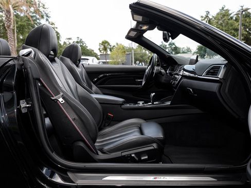 Used 2020 BMW M4 Convertible w/ Competition Package RWD image 63