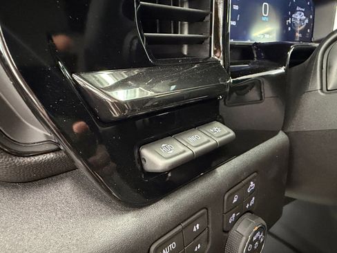New 2026 Chevrolet Silverado 2500 ZR2 AWD/4WD image 24
