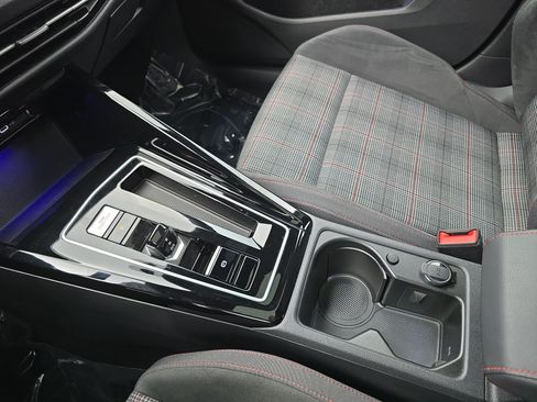 Certified 2024 Volkswagen GTI SE FWD image 24