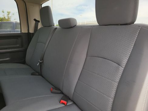 Used 2013 RAM 2500 Tradesman w/ Chrome Appearance Group RWD image 18