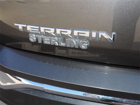 Used 2020 GMC Terrain SLT w/ Preferred Package image 14