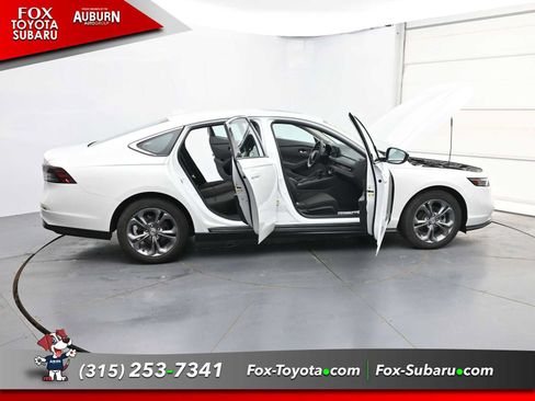 Used 2024 Honda Accord EX image 39