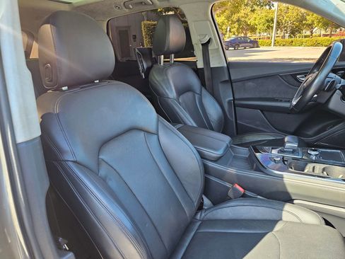 Used 2017 Audi Q7 3.0T Prestige image 15