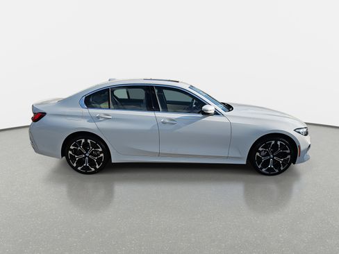 New 2025 BMW 330i xDrive Sedan w/ Premium Package image 4