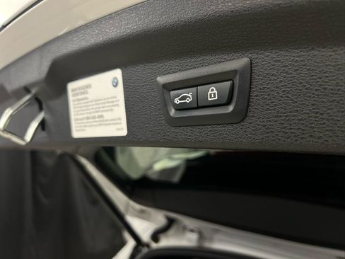 Used 2018 BMW X2 xDrive28i w/ M SportX Package AWD/4WD image 32