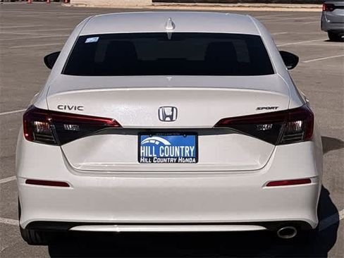 Used 2024 Honda Civic Sport image 5