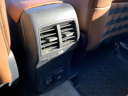 Used 2023 Ford Bronco Sport Badlands w/ Premium Package image 32