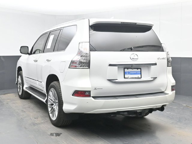 Used 2018 Lexus GX 460 Luxury w/ Preferred Accessory Package AWD/4WD image 7