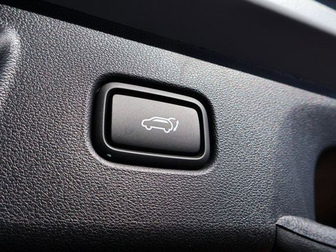 New 2026 Hyundai Tucson Limited image 17