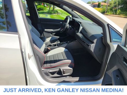 Used 2024 Volkswagen GTI SE FWD image 21