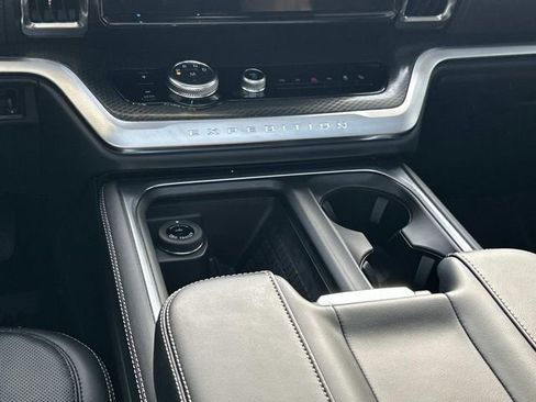 Used 2025 Ford Expedition Platinum w/ Stealth Performance Package image 16