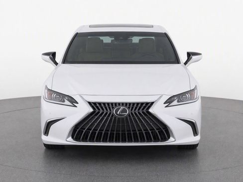 Used 2024 Lexus ES 300h w/ Technology Package FWD image 5